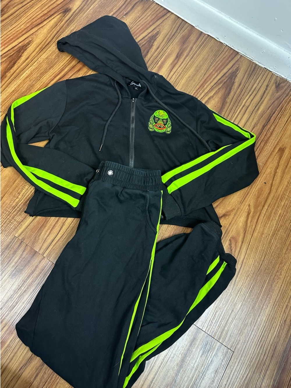 Sourpuss clothing creature from the black lagoon two piece sweet pants jacket